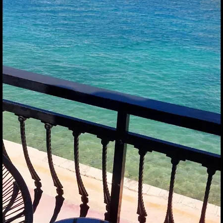 Hotell Celebrity 2*