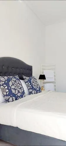 Celebrity Hotel 2*
