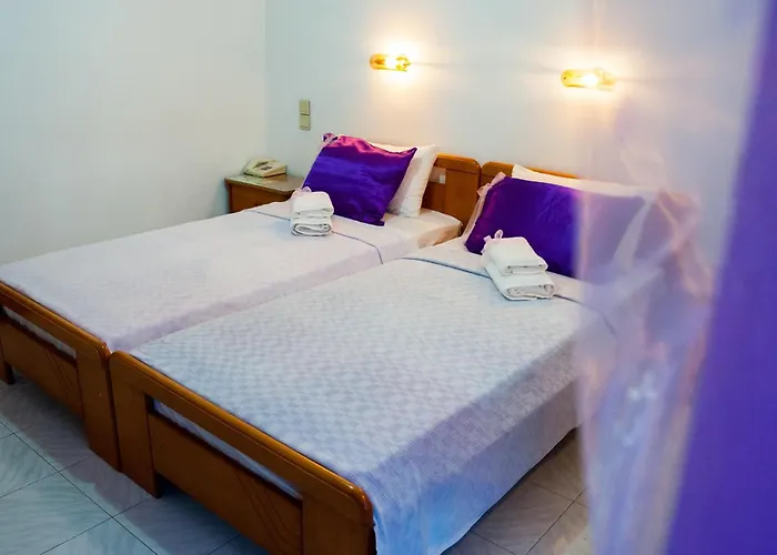 Hotel Celebrity 2*