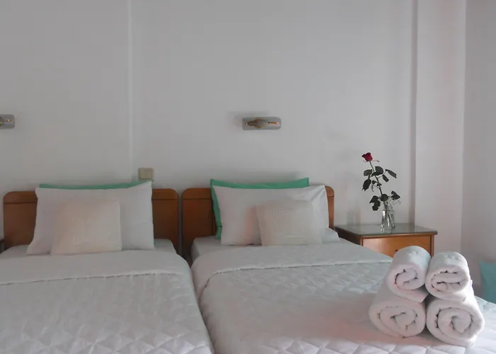 Celebrity Hotel 2*