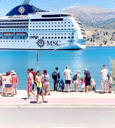 Celebrity Αργοστόλι
